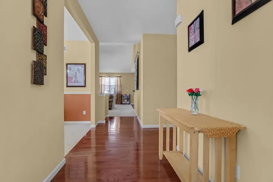 2402 Kiowa Dr, Grafton, WI 53024 - #2