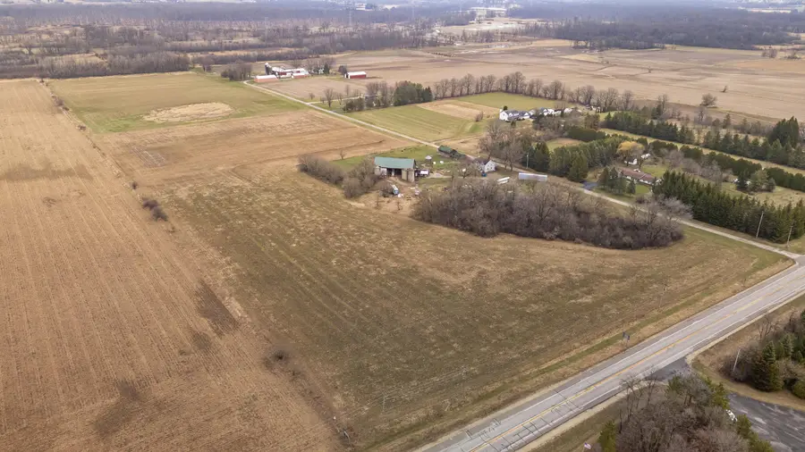 1602 State Highway 60, Jackson, WI 53037 - #3