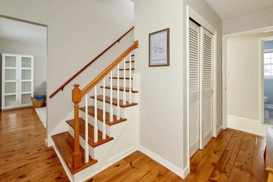 9292 N 60th St, Brown Deer, WI 53223 - #2