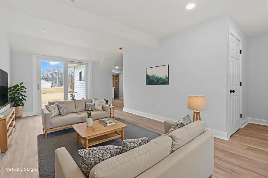 4227 Chestnut Ave, Delavan, WI 53115 - #3