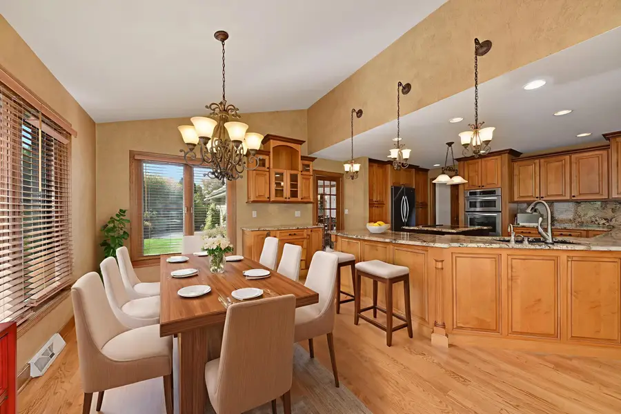 19775 Trilby Ct, Brookfield, WI 53045 - #3