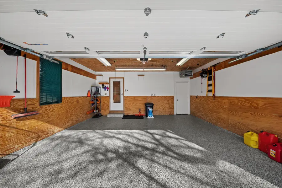 213 Ryan Ct, West Bend, WI 53095 - #3