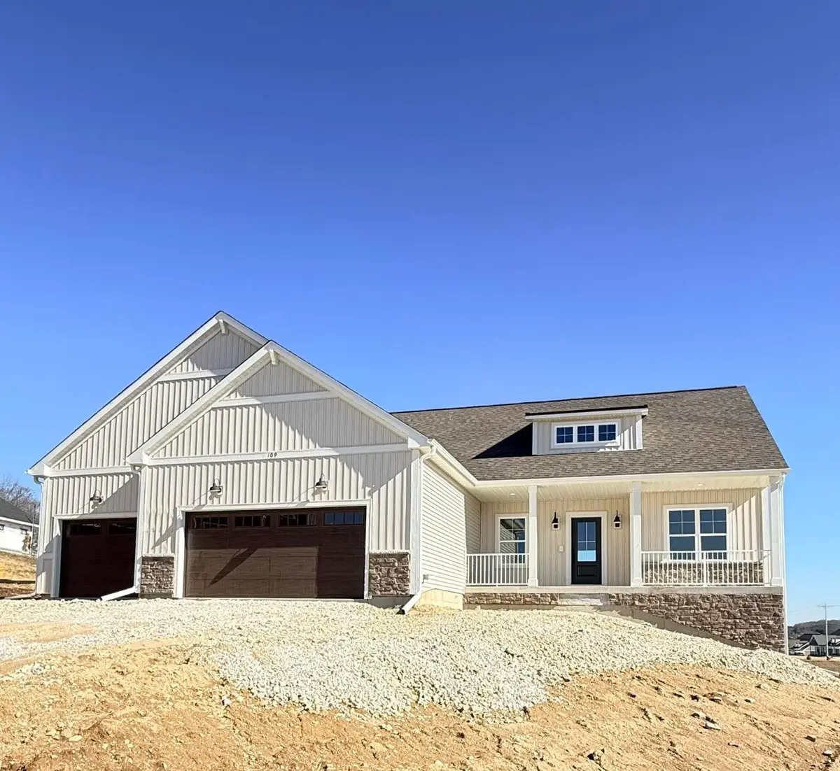 109 Olde Howell Ct, Waukesha, WI 53186 - #1
