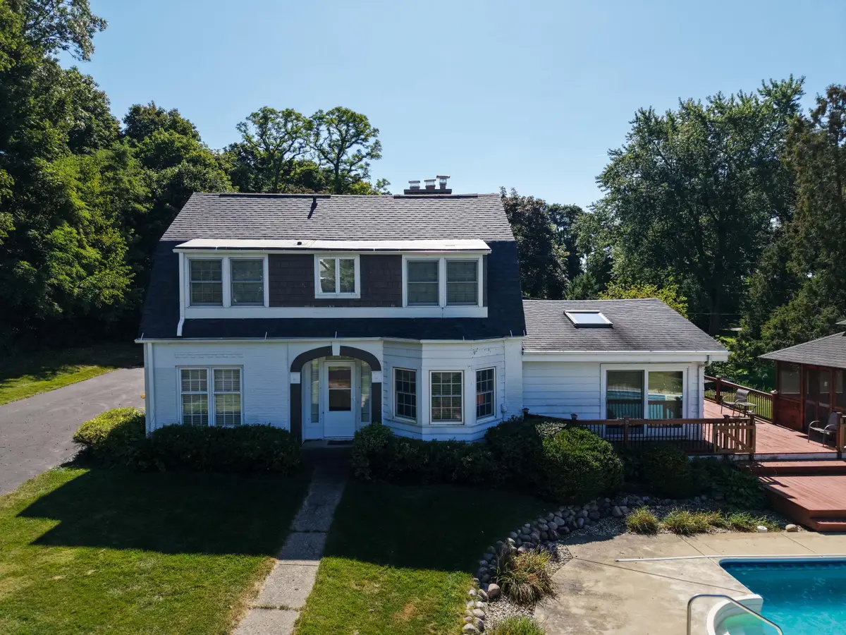 3441 South Shore Dr, Delavan, WI 53115 - #1