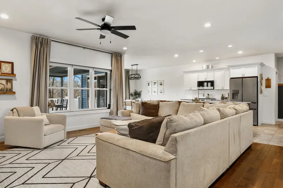 1703 Bridger Dr, Holmen, WI 54636 - #3