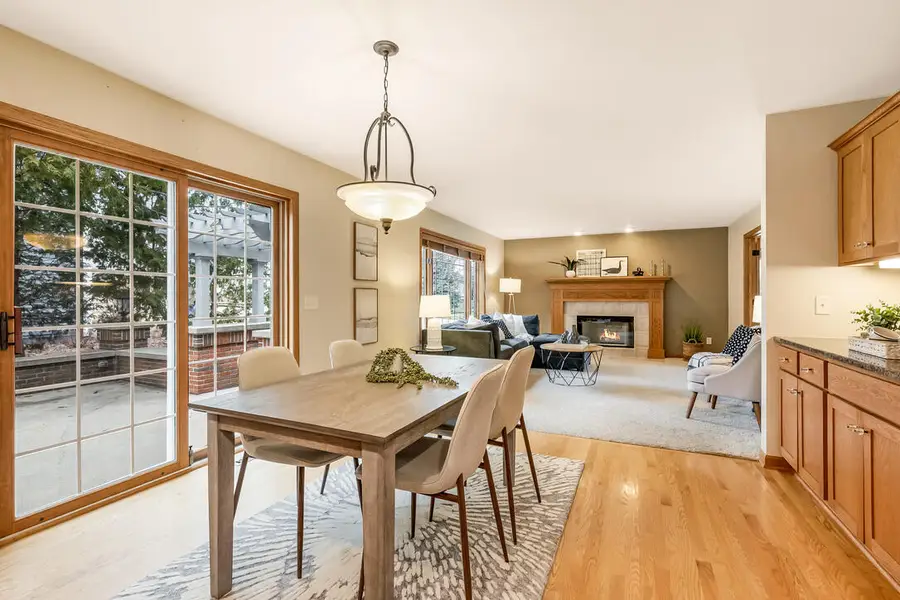 1239 Canary Ln, Grafton, WI 53024 - #3