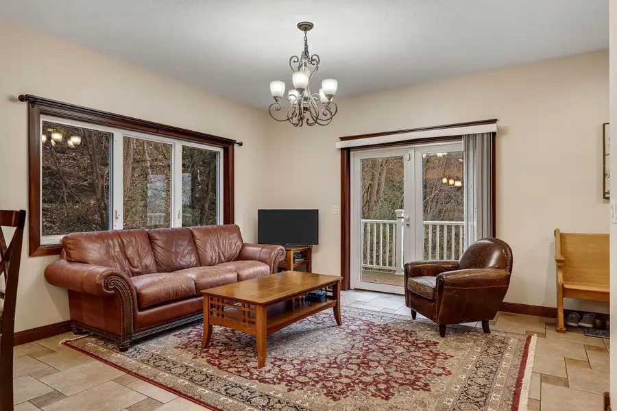 1308 Sunset Ct, La Crosse, WI 54601 - #3