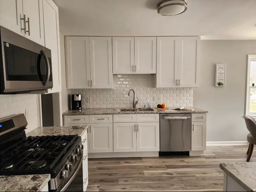 6258 W Tower Ave, Brown Deer, WI 53223 - #3