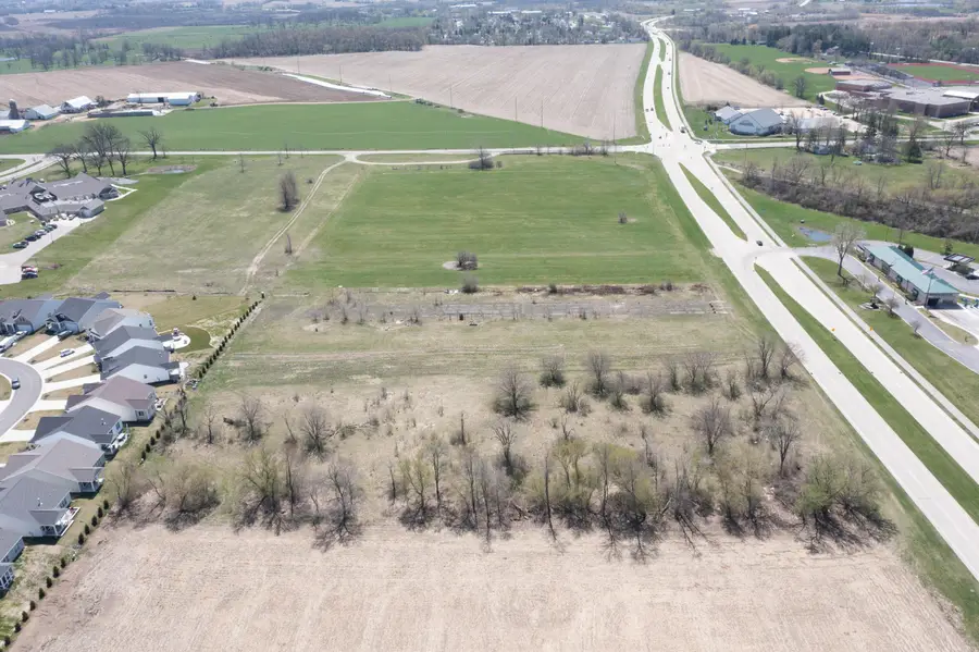 1103 S Edwards Blvd, Lake Geneva, WI 53147 - #2