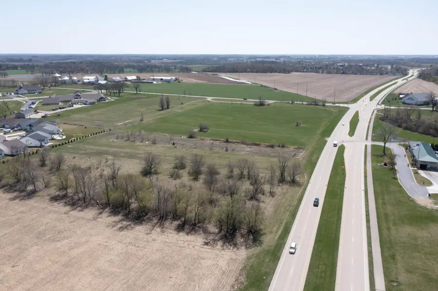 1103 S Edwards Blvd, Lake Geneva, WI 53147 - #3