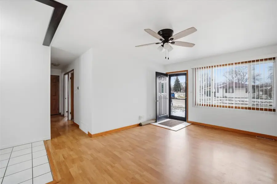 1902 84th St, Kenosha, WI 53143 - #2