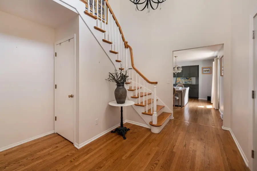 9495 N Fairway Cir, Bayside, WI 53217 - #3