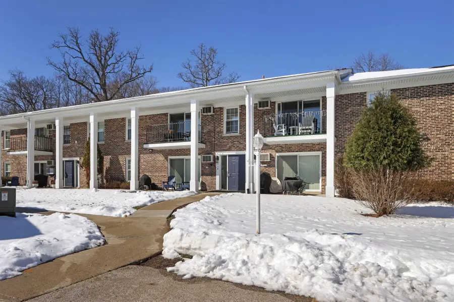 118 Evelyn Ln, Lake Geneva, WI 53147 - #3