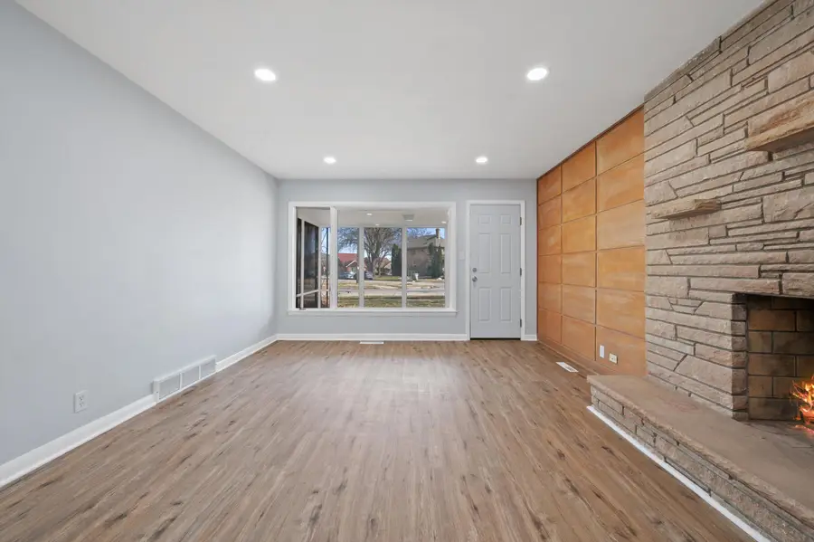 6500 W Glendale Ave, Milwaukee, WI 53218 - #3