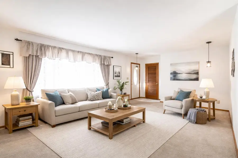 5921 Sycamore St, Greendale, WI 53129 - #3