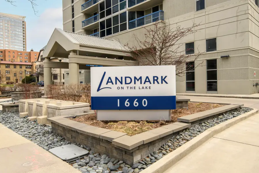 1660 N Prospect Ave, Milwaukee, WI 53202 - #3