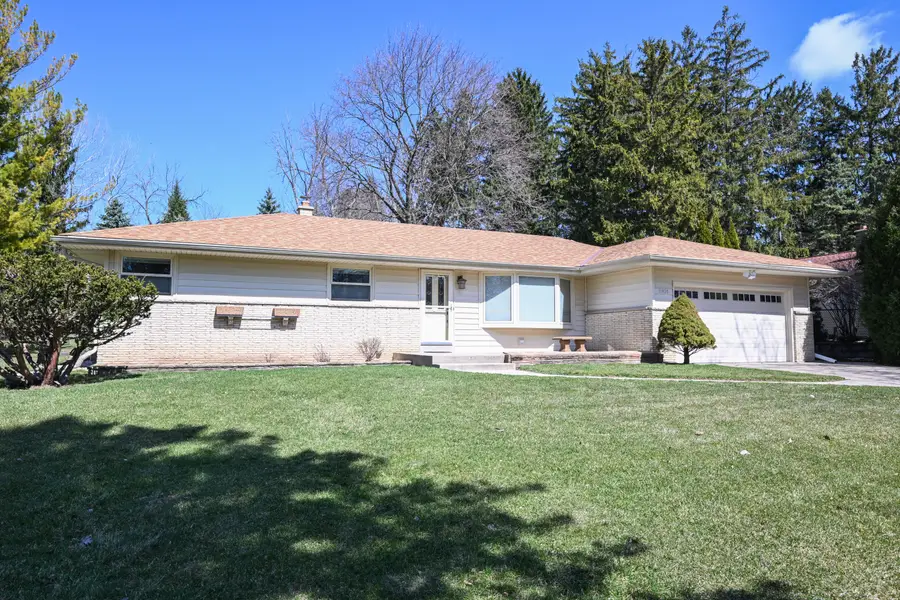 11920 W Arthur St, West Allis, WI 53227 - #3