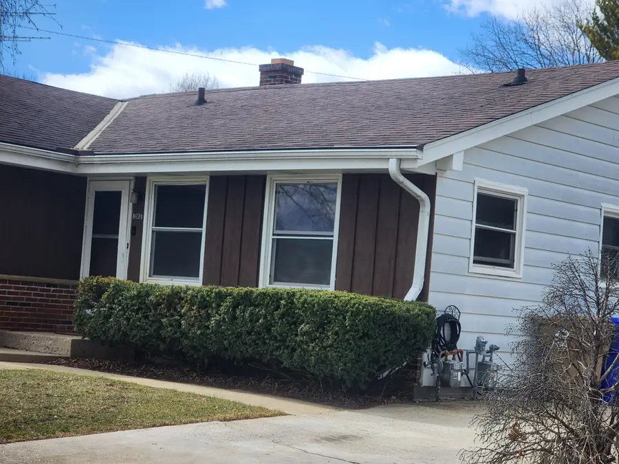 4624 Pershing Blvd, Kenosha, WI 53144 - #3