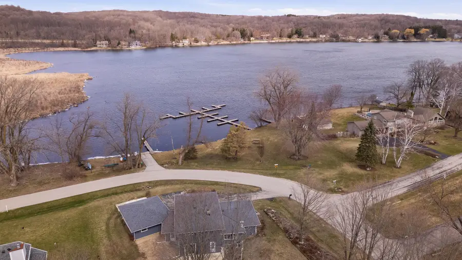 3975 Margolis Dr, West Bend, WI 53095 - #2