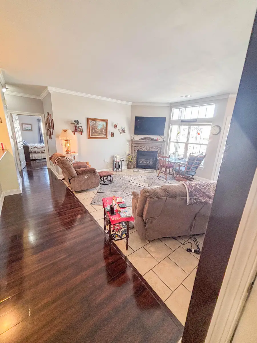 1056 Bedford Ct, Mount Pleasant, WI 53406 - #3