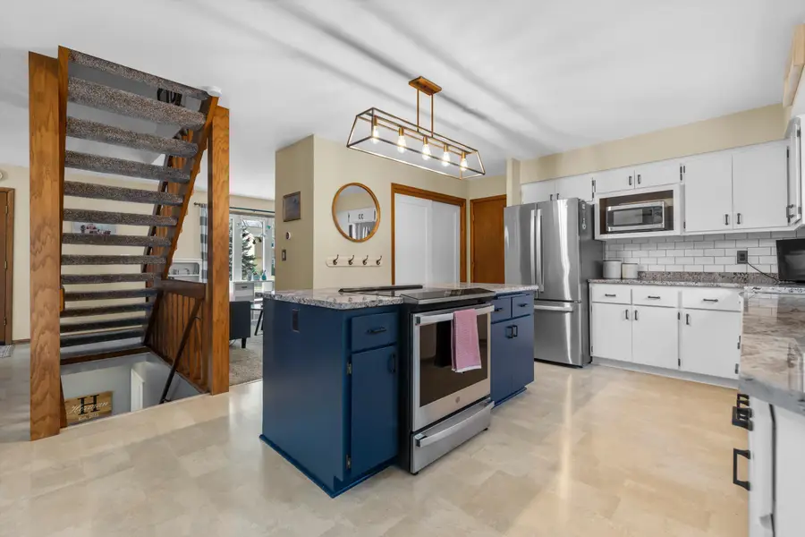 3260 S Regal Dr, New Berlin, WI 53151 - #3