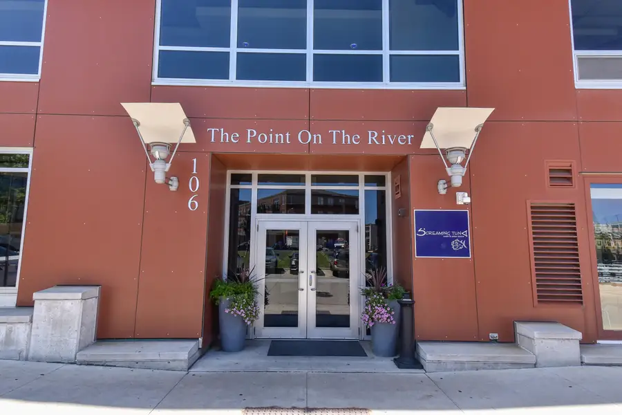 106 W Seeboth St, Milwaukee, WI 53204 - #3