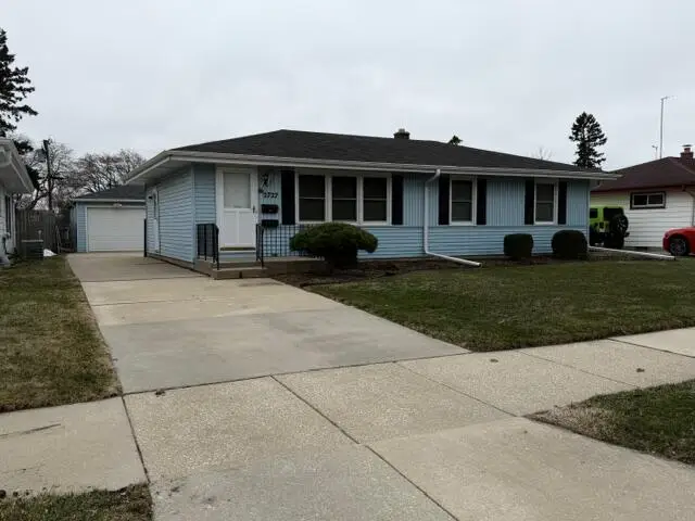 2727 Rosalind Ave, Racine, WI 53403 - #1