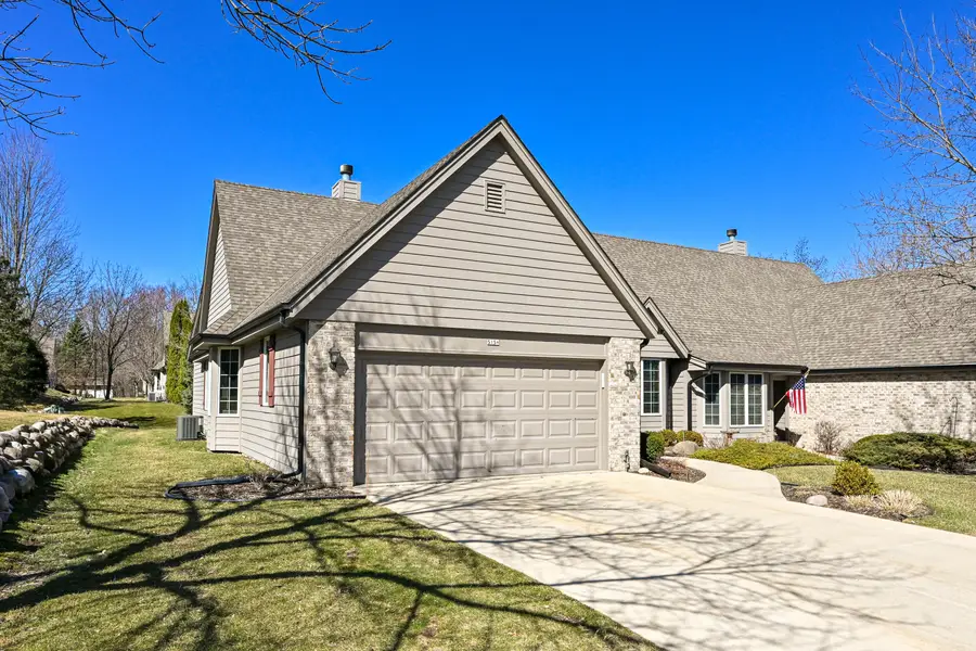 515 S Mcaurther Ln, Brookfield, WI 53045 - #2