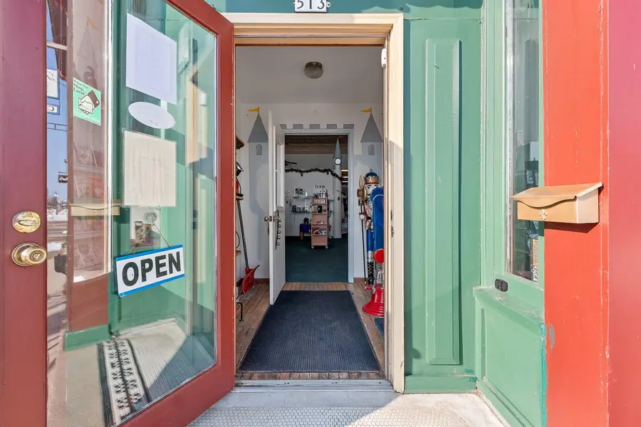 511 1st St, Menominee, MI 49858 - #2