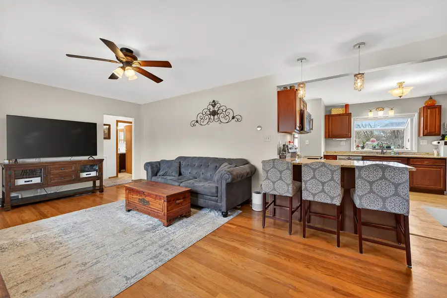 2315 S Lombardy Ln, New Berlin, WI 53151 - #3