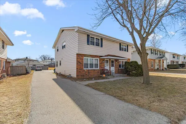 10817 W Appleton Ave, Milwaukee, WI 53225