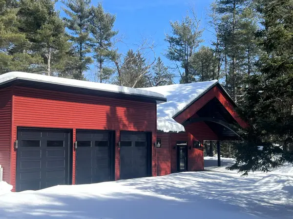 12086 Tar Dam Rd, Riverview, WI 54114