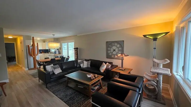 121 S 6th St, Cedar Grove, WI 53013 - #2