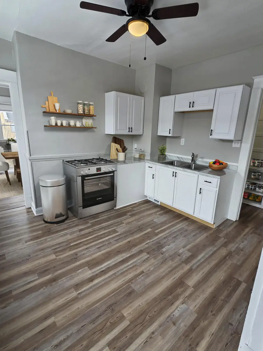 3266 N 17th St, Milwaukee, WI 53206 - #2