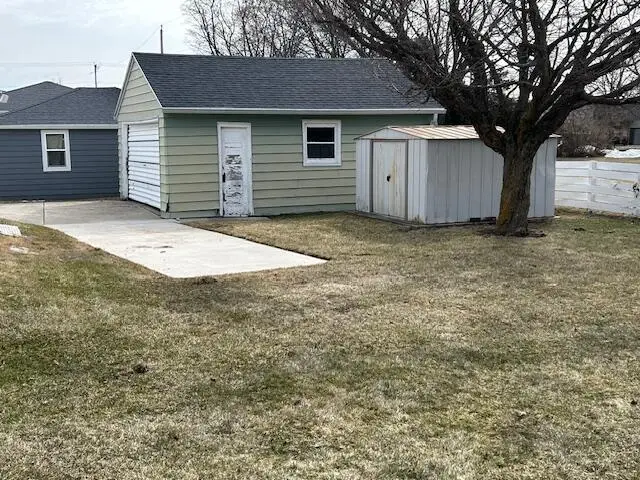 2221 Mayflower Ave, Sheboygan, WI 53083 - #3