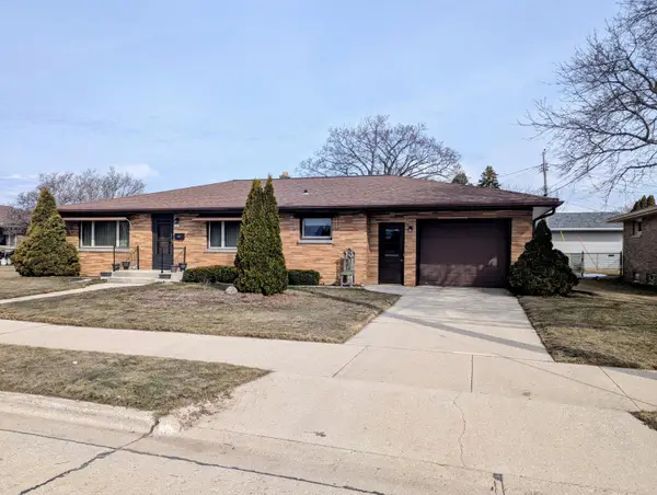 1318 Humboldt Ave, Sheboygan, WI 53081