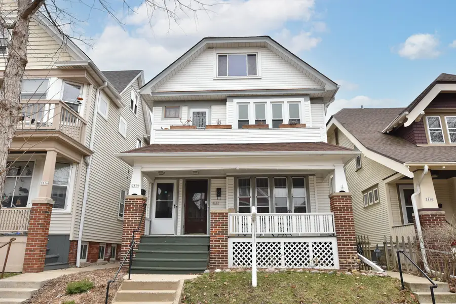 2812 N Fratney St, Milwaukee, WI 53212 - #2