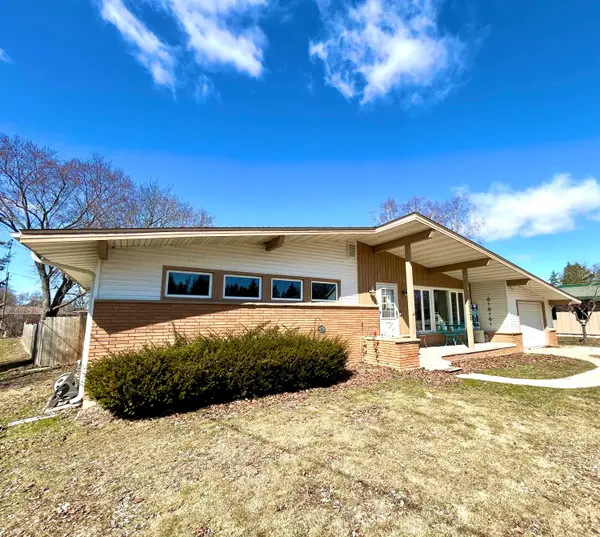 1521 Stark St, Kewaskum, WI 53040