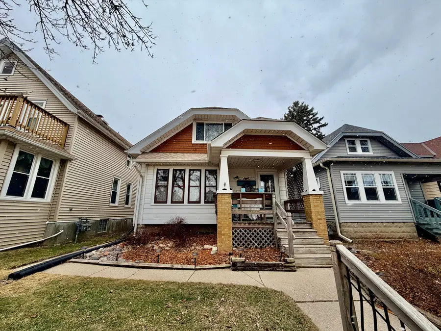 2239 S 73rd St, West Allis, WI 53219 - #2