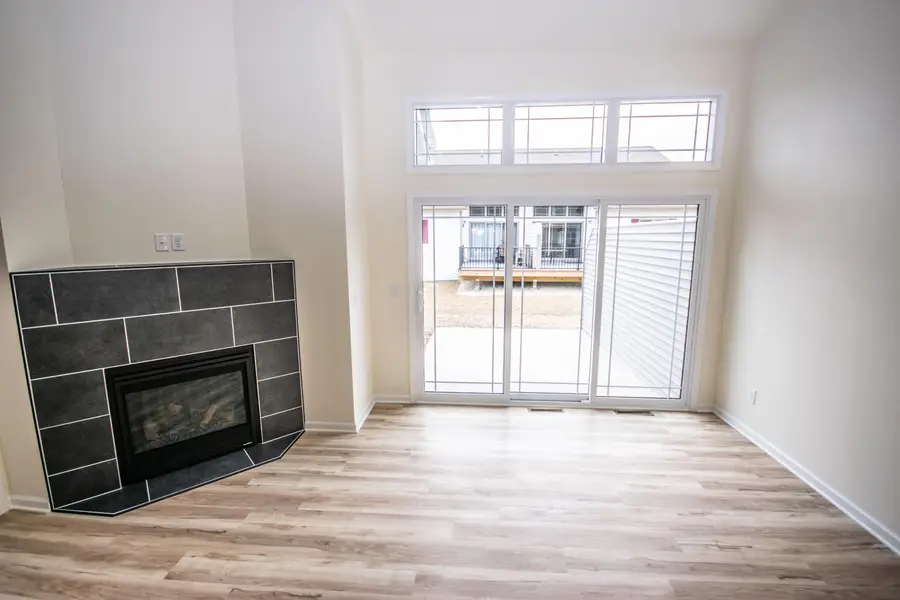 1334 Legion Cir, West Bend, WI 53090 - #3