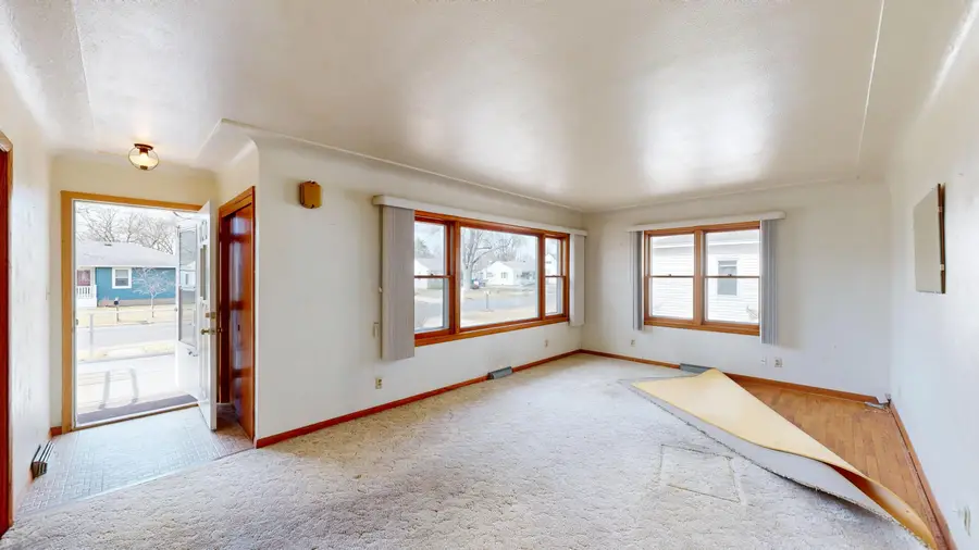 3033 27th St S, La Crosse, WI 54601 - #3