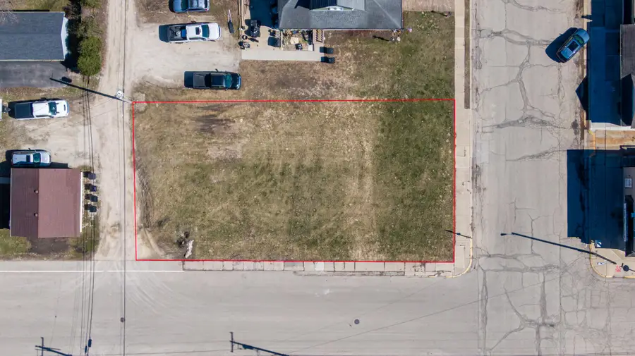 300 Lake St, Silver Lake, WI 53170 - #2