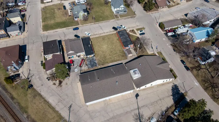 317 E Lake St, Silver Lake, WI 53170 - #2