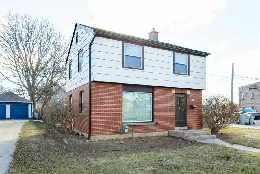 2750 N 61st St, Milwaukee, WI 53210 - #2