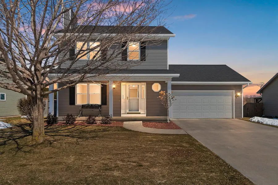 4508 Ridge Ct, Manitowoc, WI 54220 - #2