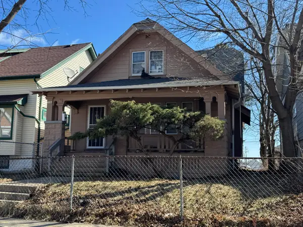 3048 N 36th St, Milwaukee, WI 53210