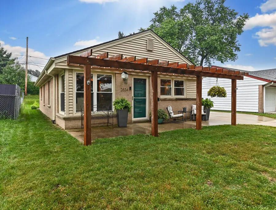 2834 S 57th St, Milwaukee, WI 53219 - #2