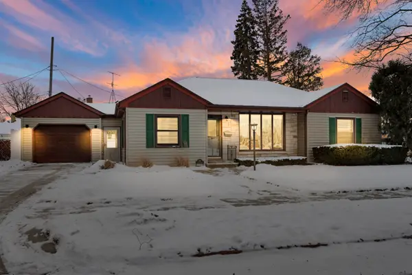 2575 Lincoln Rd, Kenosha, WI 53143