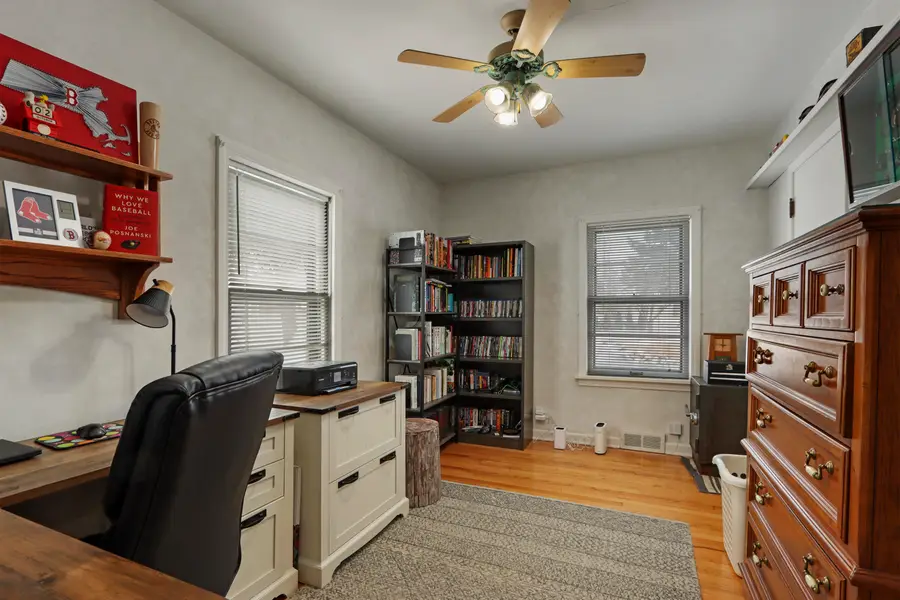 2575 Lincoln Rd, Kenosha, WI 53143 - #3