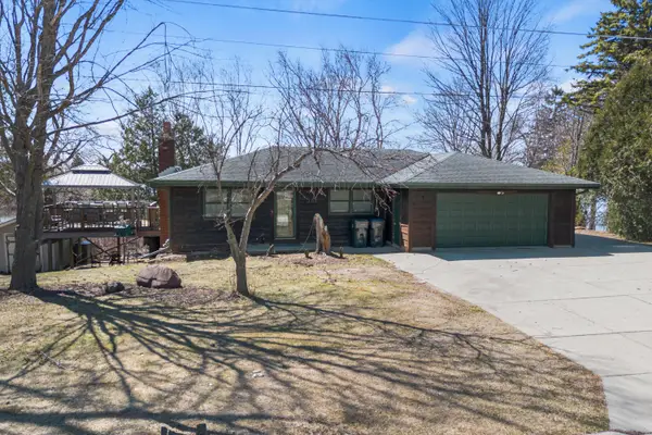 151 E Shore Dr, Random Lake, WI 53075